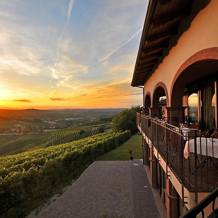 Tota Virginia Antico Podere Serralunga d'Alba Esterno foto