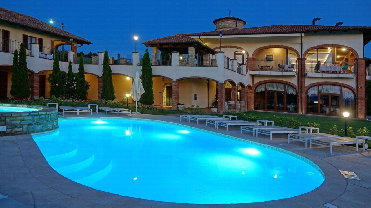 Tota Virginia Antico Podere Serralunga d'Alba Esterno foto